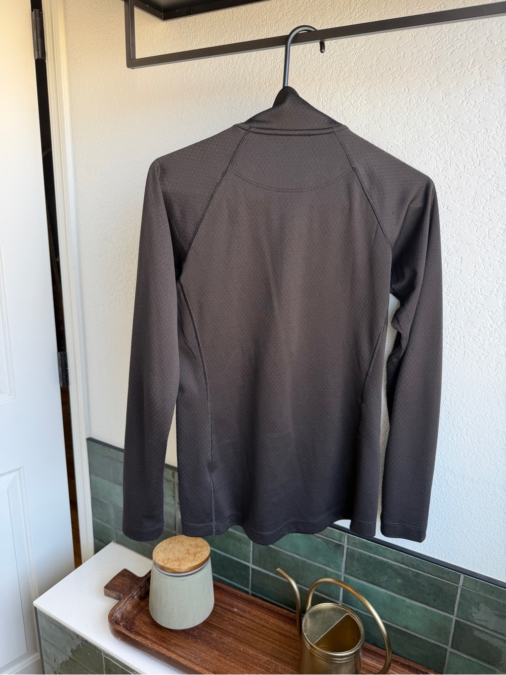 Women's Patagonia Capilene Midweight Zip-Neck Pullover. Small. Like New. - Picture 7 of 7